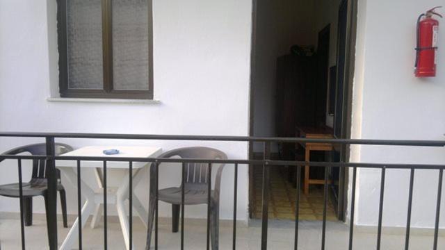 Hide Away Ipsos